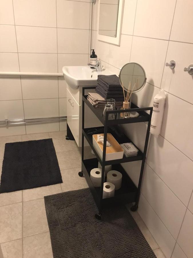 Suite Apartment With Garden And All Amenities Malmo Bagian luar foto