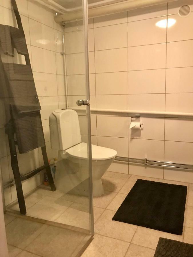 Suite Apartment With Garden And All Amenities Malmo Bagian luar foto